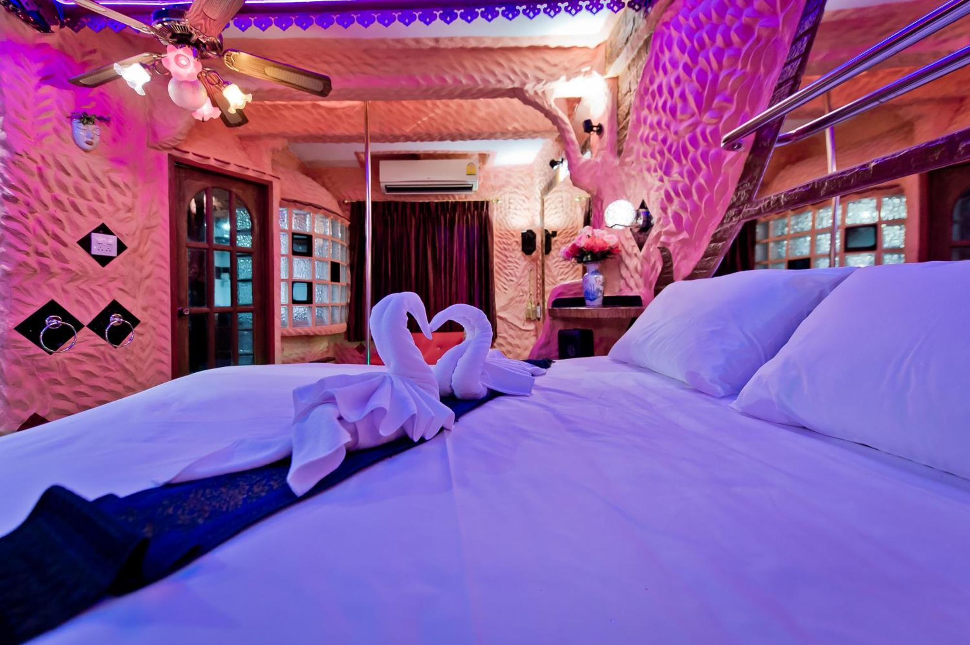Penthouse Pattaya Hotel Kültér fotó